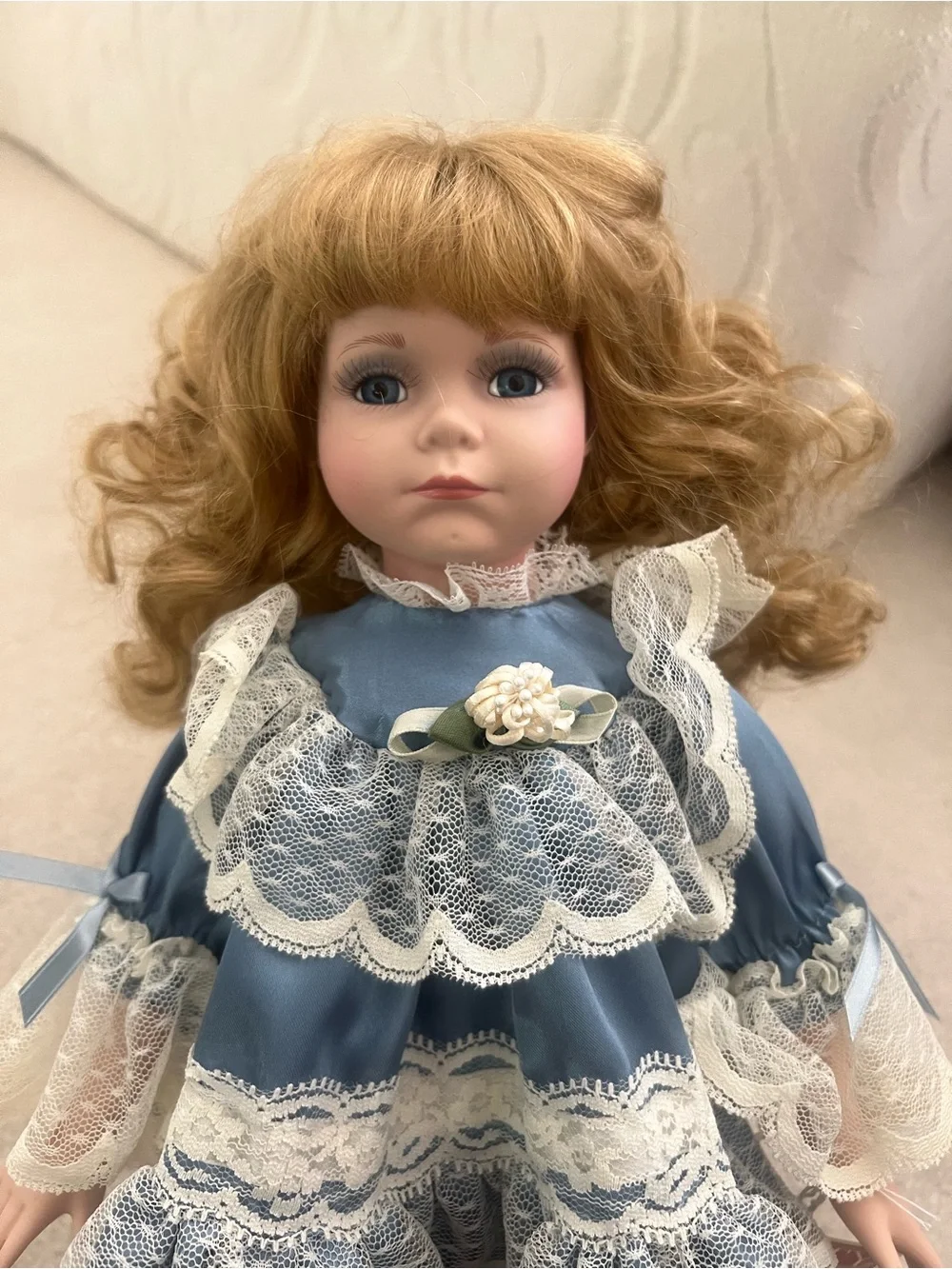 Vintage Collectible Porcelain Dynasty Doll Collection “Emily”+ Original Box +COA